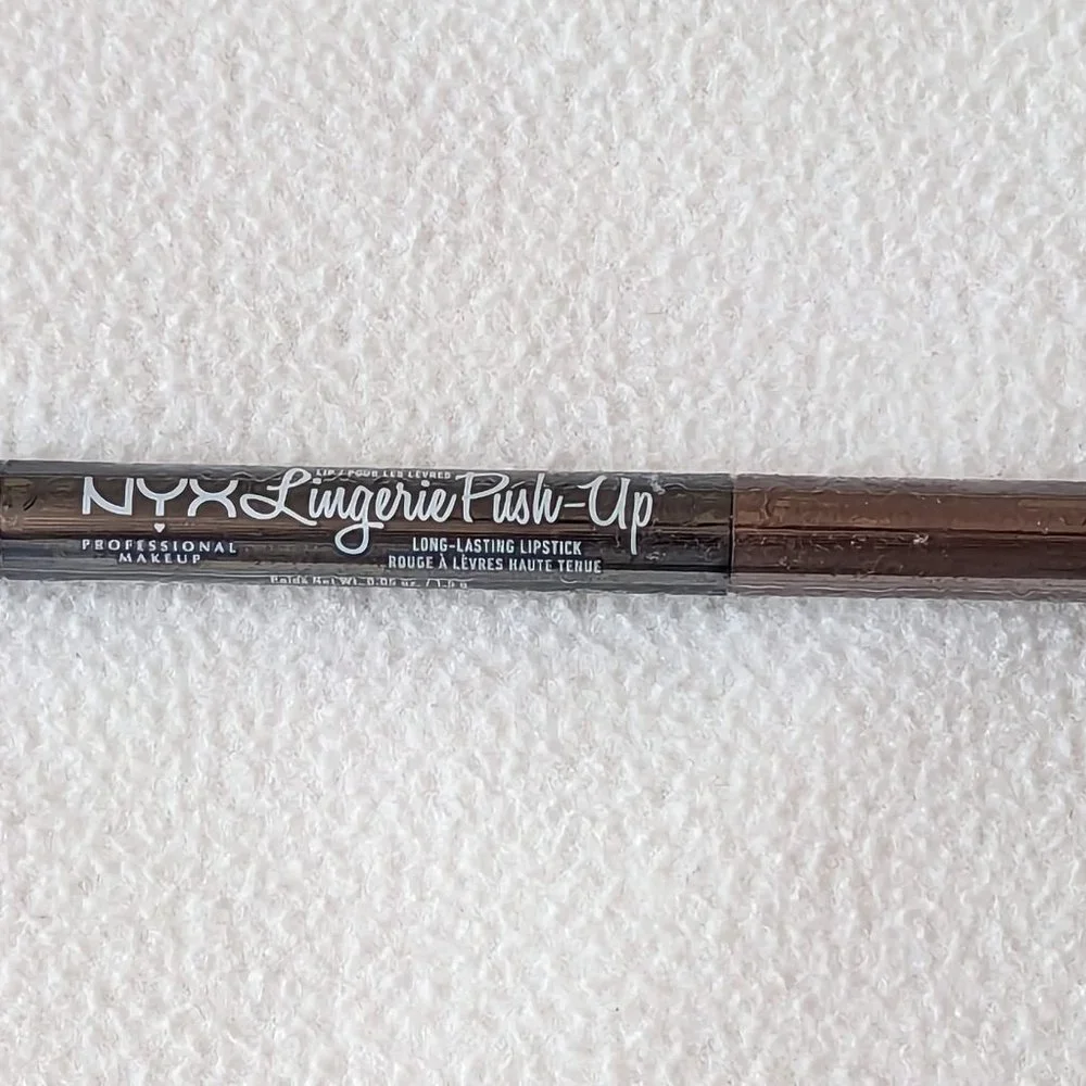 🎉HP🎉🌵3/$20🌵After Hours -Warm Brown Nude LIPLIPLS23 Lingerie Push-Up Lipstick - Picture 2 of 7